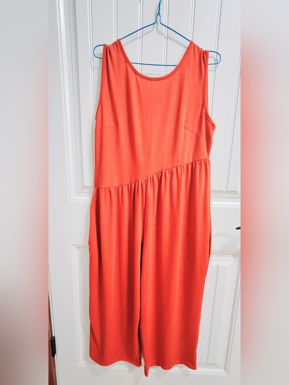 NWOT Relaxed Fit Jumpsuit with Pockets, Front/Back Wearable